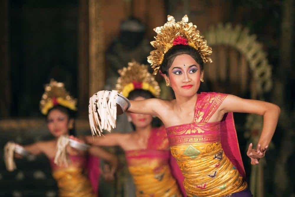 Pentingnya Melestarikan Budaya Indonesia Sosial Budaya Mijil Id